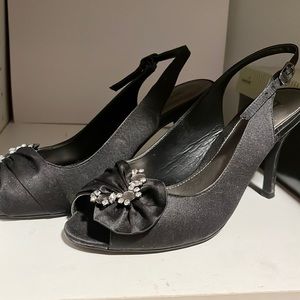 Jacqueline Ferrar Black Abigail Dress Shoes 7.5